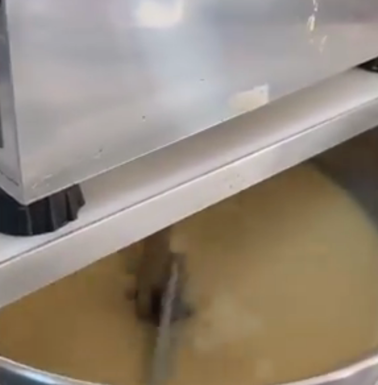 Bennedita Pan customer testimonial screenshot - product review